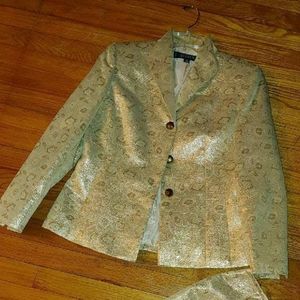 Lady suit